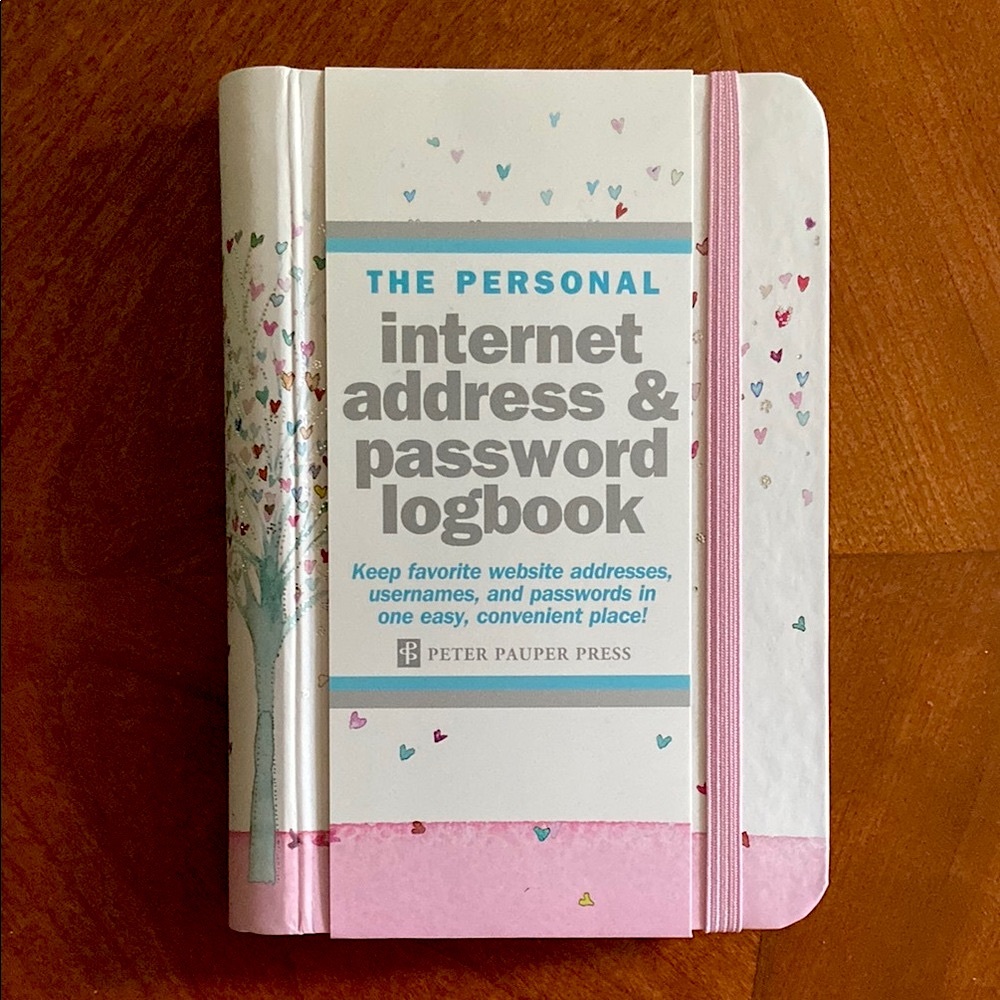 Tree of Hearts Internet Address & Password Logbook